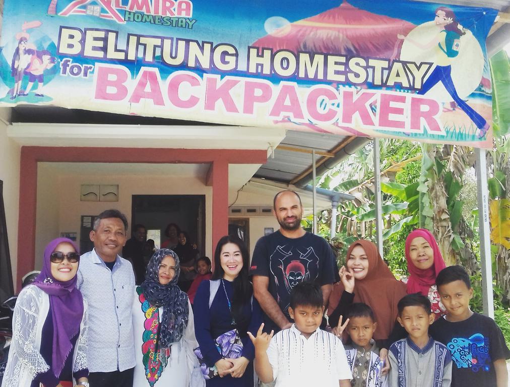 Апартаменты Belitung Backpacker Танджунгпандан Экстерьер фото